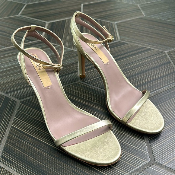 Ankle strap metallic gold heels size 10 - Picture 2 of 7